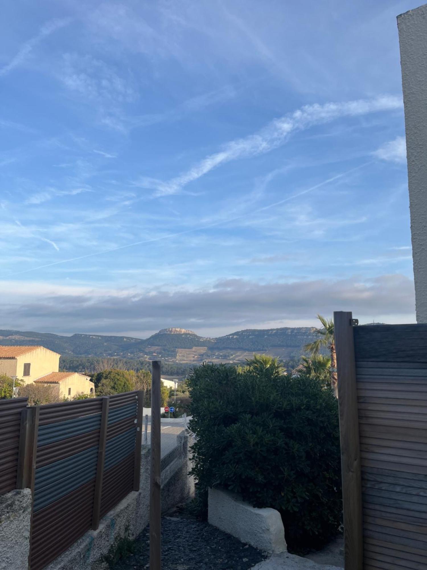 Rêves de vie Studio avec terrasse et parking privé Cassis Exterior foto